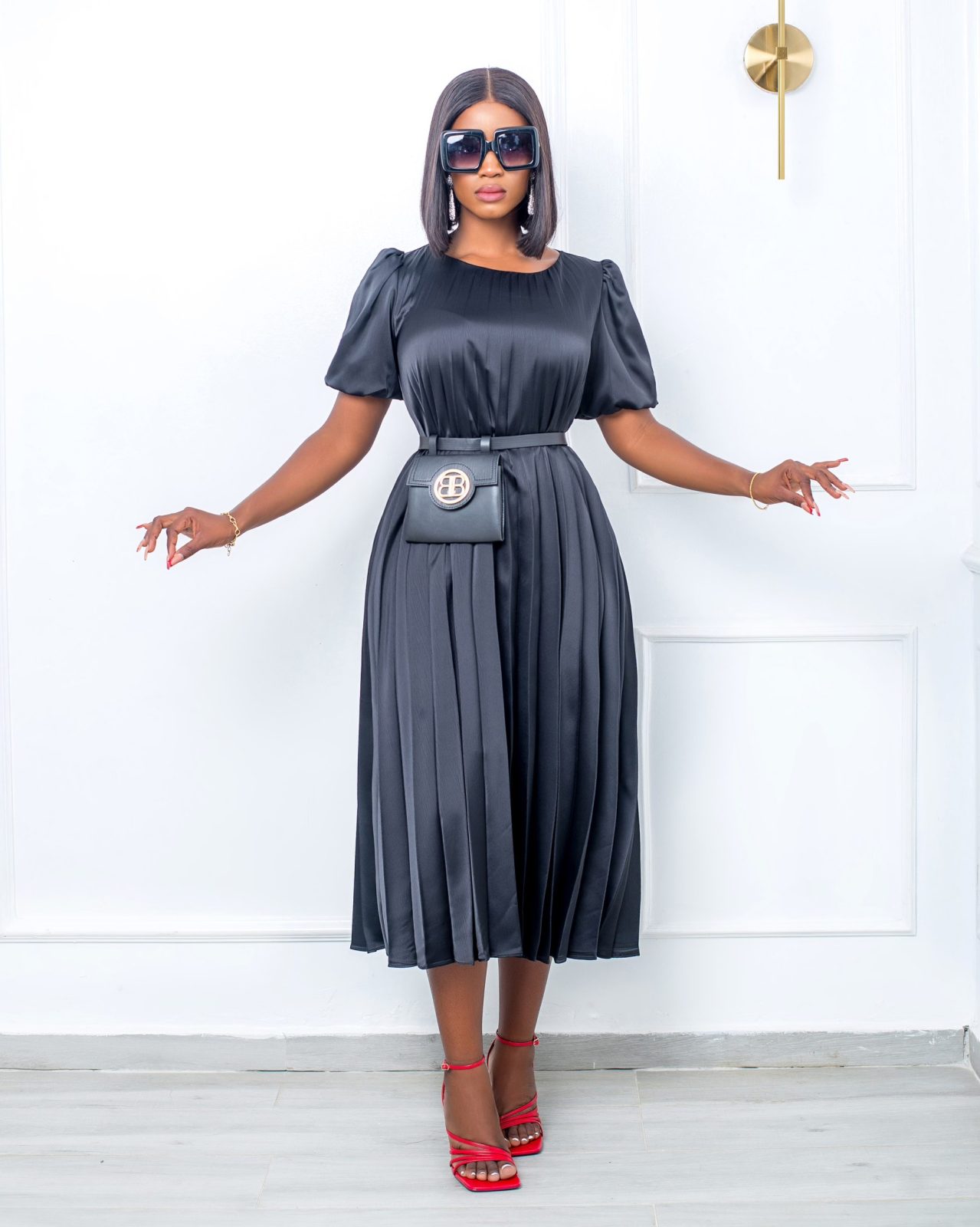 Pleated Dress With Covered Belt - Black