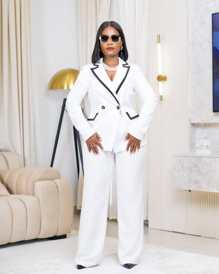 WHITE AND BLACK BLAZER AND TROUSER SET