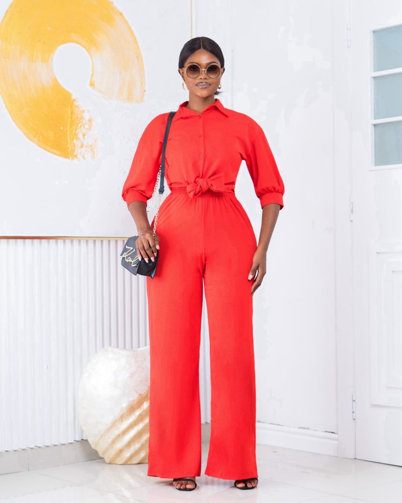 RED SMOKY SLEEVELESS JUMPSUIT WITH JACKET
