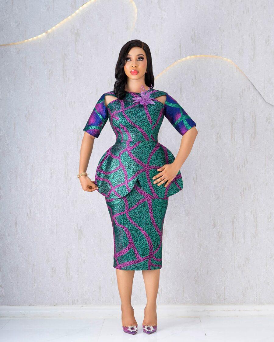 GREEN PATTERN PEPLUM DAMASK DRESS