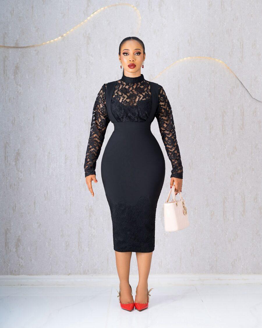 BLACK PINAFORE AND LACE TOP SEF