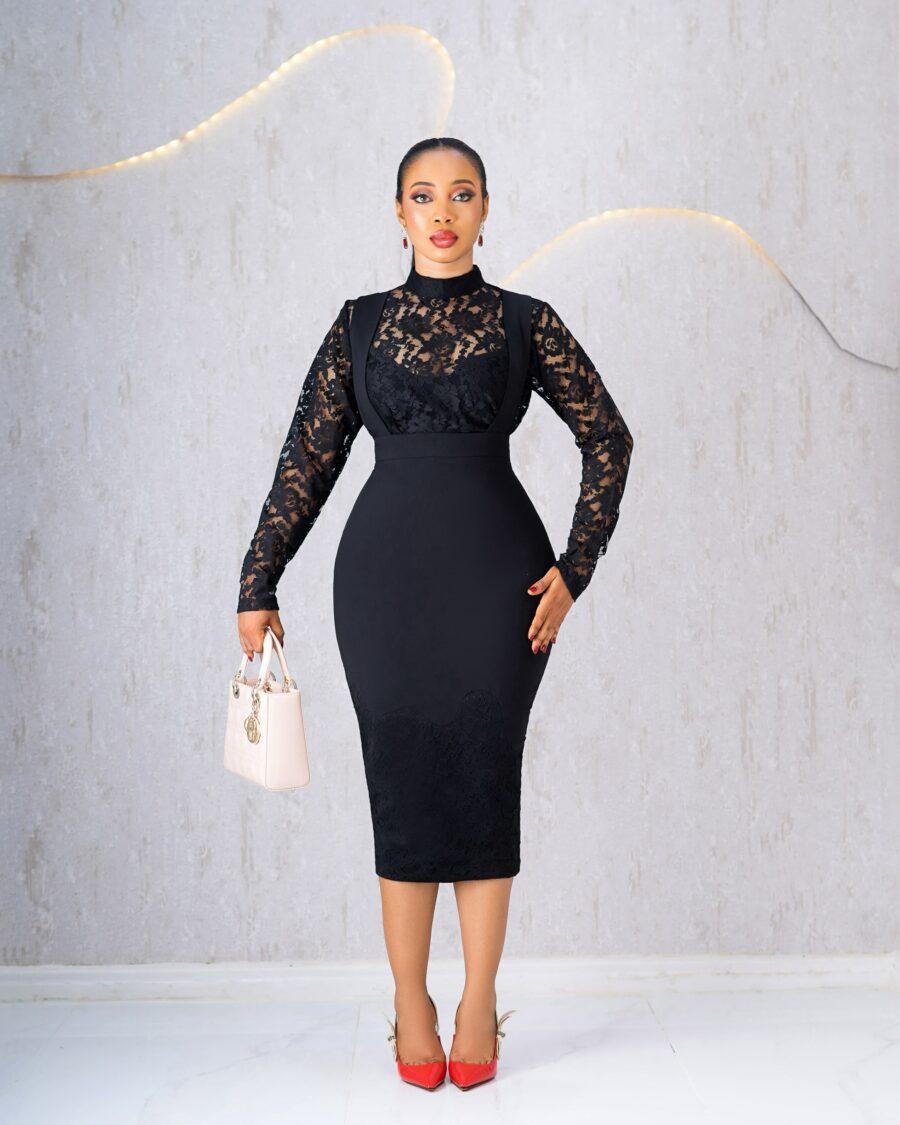 BLACK PINAFORE AND LACE TOP SEF