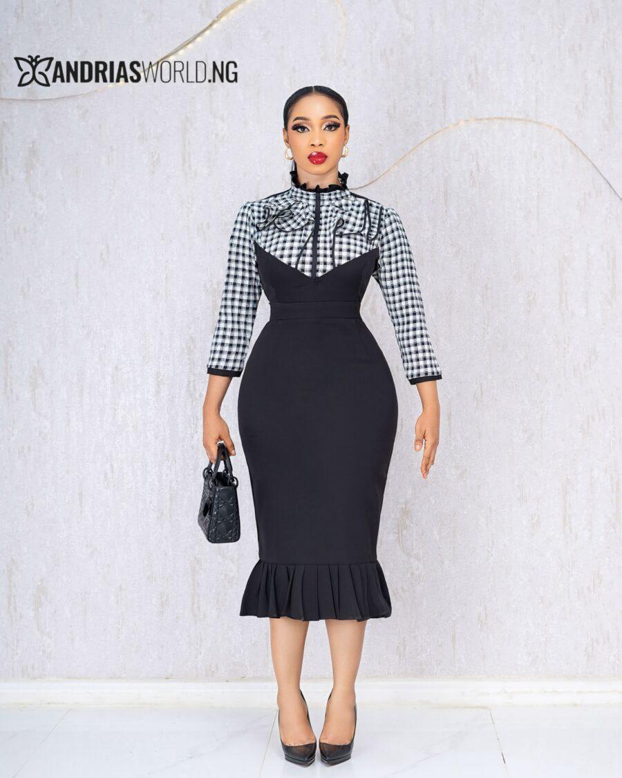 BLACK & WHITE FISH-TAIL CHECK DRESS