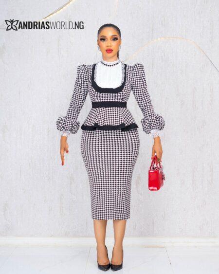 BLACK AND WHITE HOUNDSTOOTH DRESS