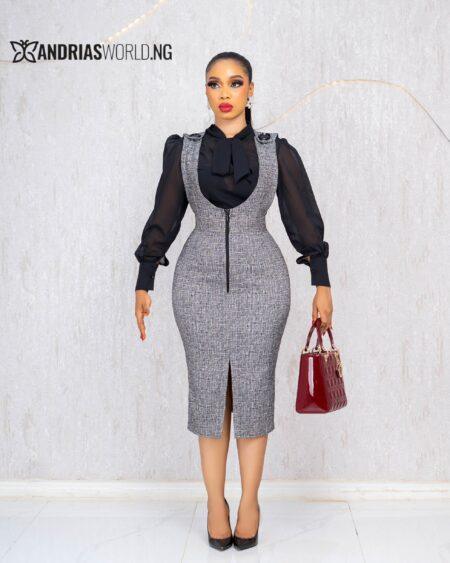 GREY PINAFORE WITH BLACK SHIRT