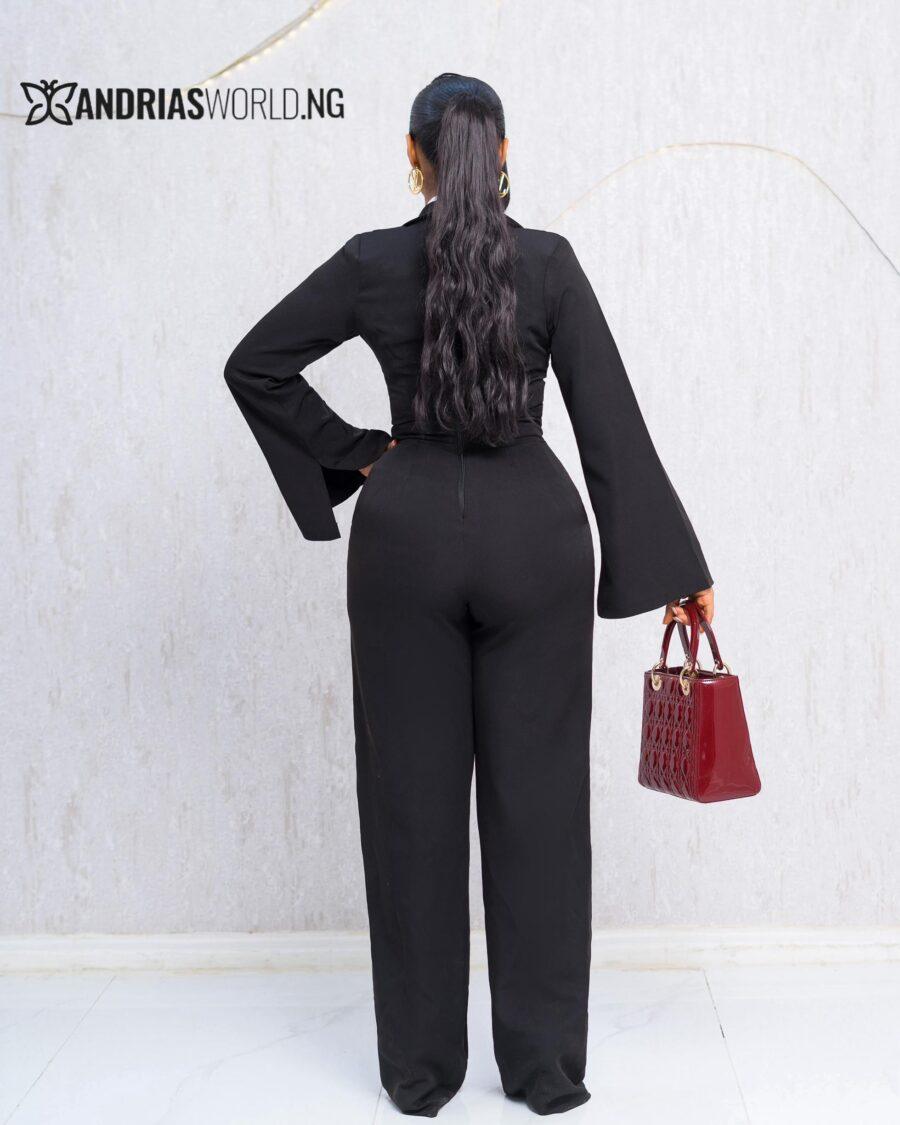 BLACK JUMPSUIT WITH WHITE INNER