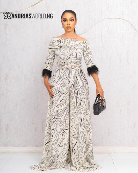 CRINKLED TROUSER SET WITH FEATHERS