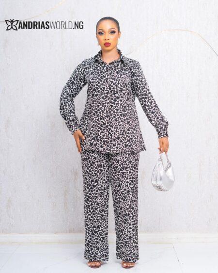 BLACK AND WHITE PATTERN TROUSER SET