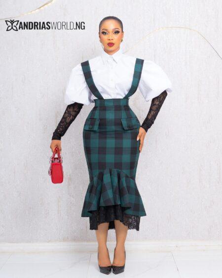 GREEN CHECK PINAFORE DRESS WITH WHITE PUFFY SHIRT