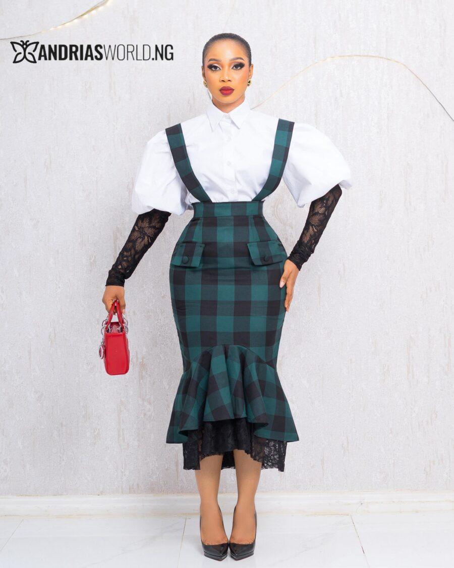 GREEN CHECK PINAFORE DRESS WITH WHITE PUFFY SHIRT