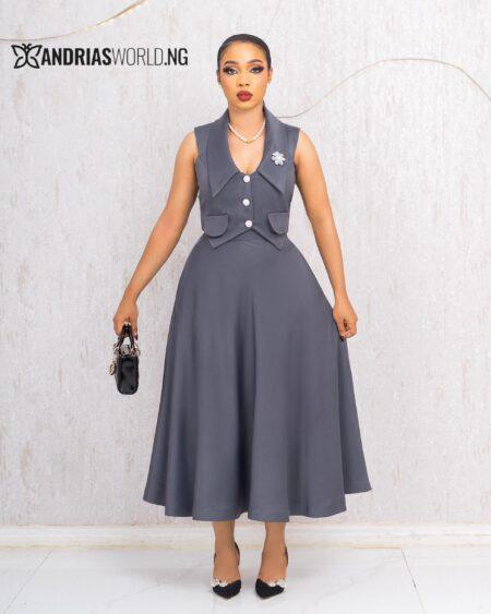 GREY SLEEVELESS TOP AND SKIRT SET WITH BROOCH
