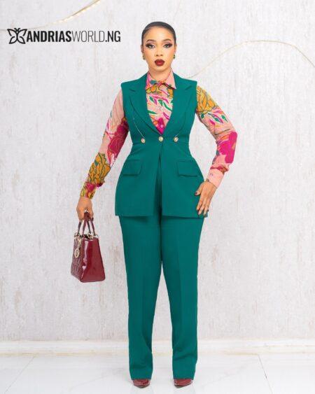 GREEN THREE PIECE TROUSER SET WITH FLORAL TOP
