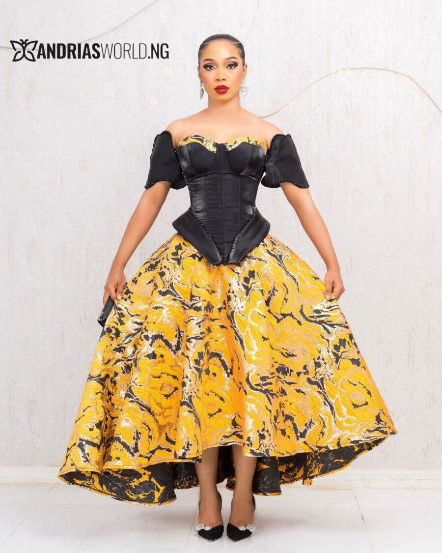 BLACK CORSET TOP WITH YELLOW DAMASK SKATER SKIRT