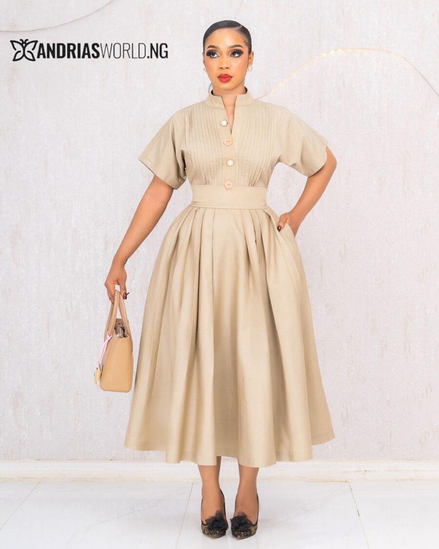 CREAM LINEN DRESS WITH BISCUIT BUTTON