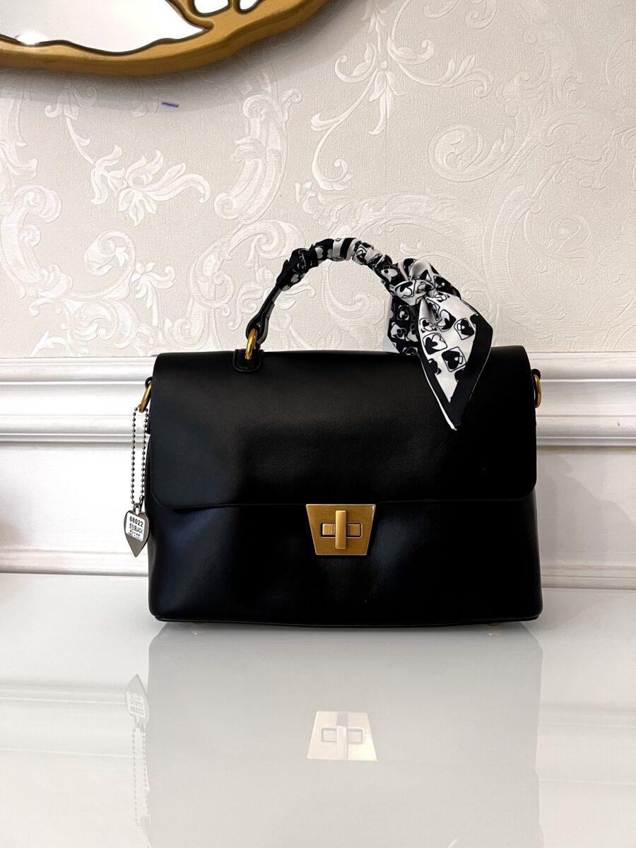 BLACK HAND BAG