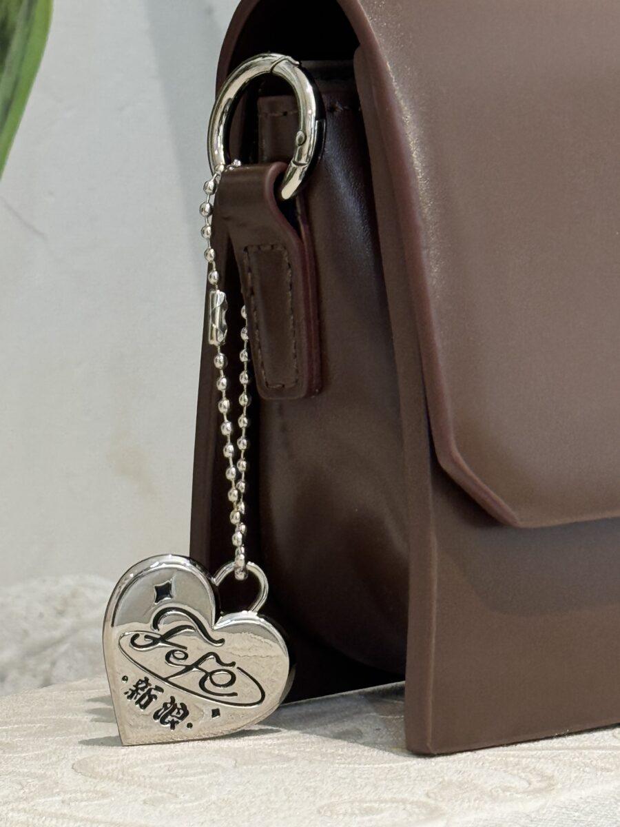 BROWN HAND BAG WITH DETACHABLE STRAPS