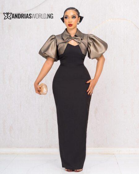 BLACK MAXI DRESS WITH DETACHABLE DAMASK SLEEVES