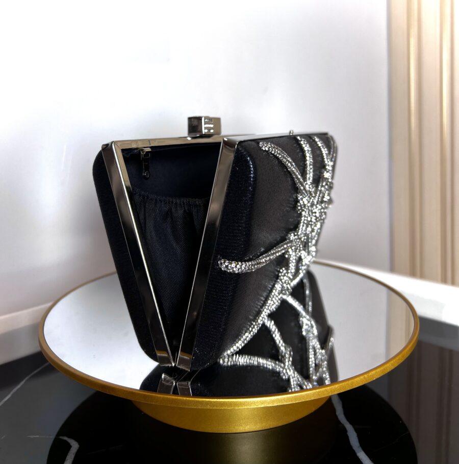 BLACK CLUTCH
