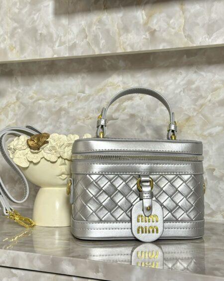 SILVER WOOVEN LEATHER PURSE