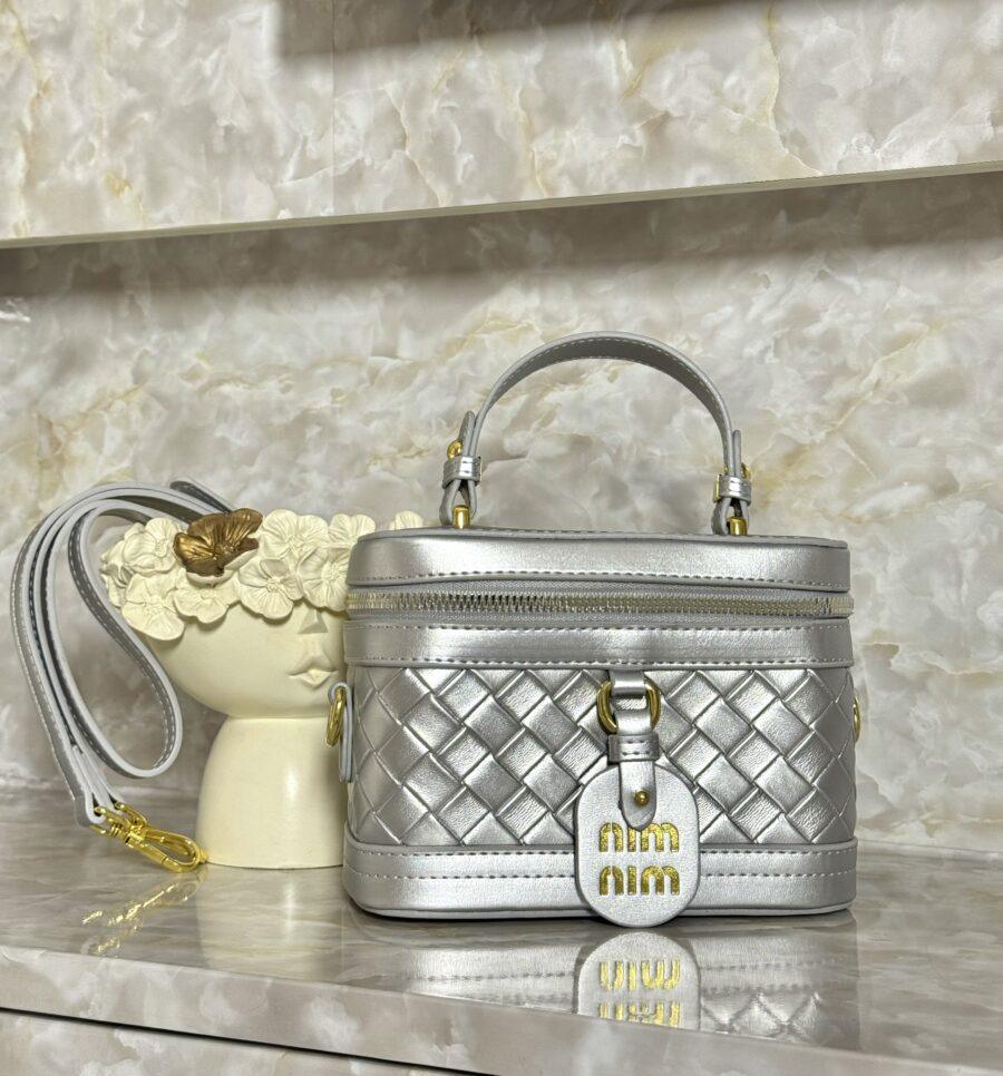SILVER WOOVEN LEATHER PURSE