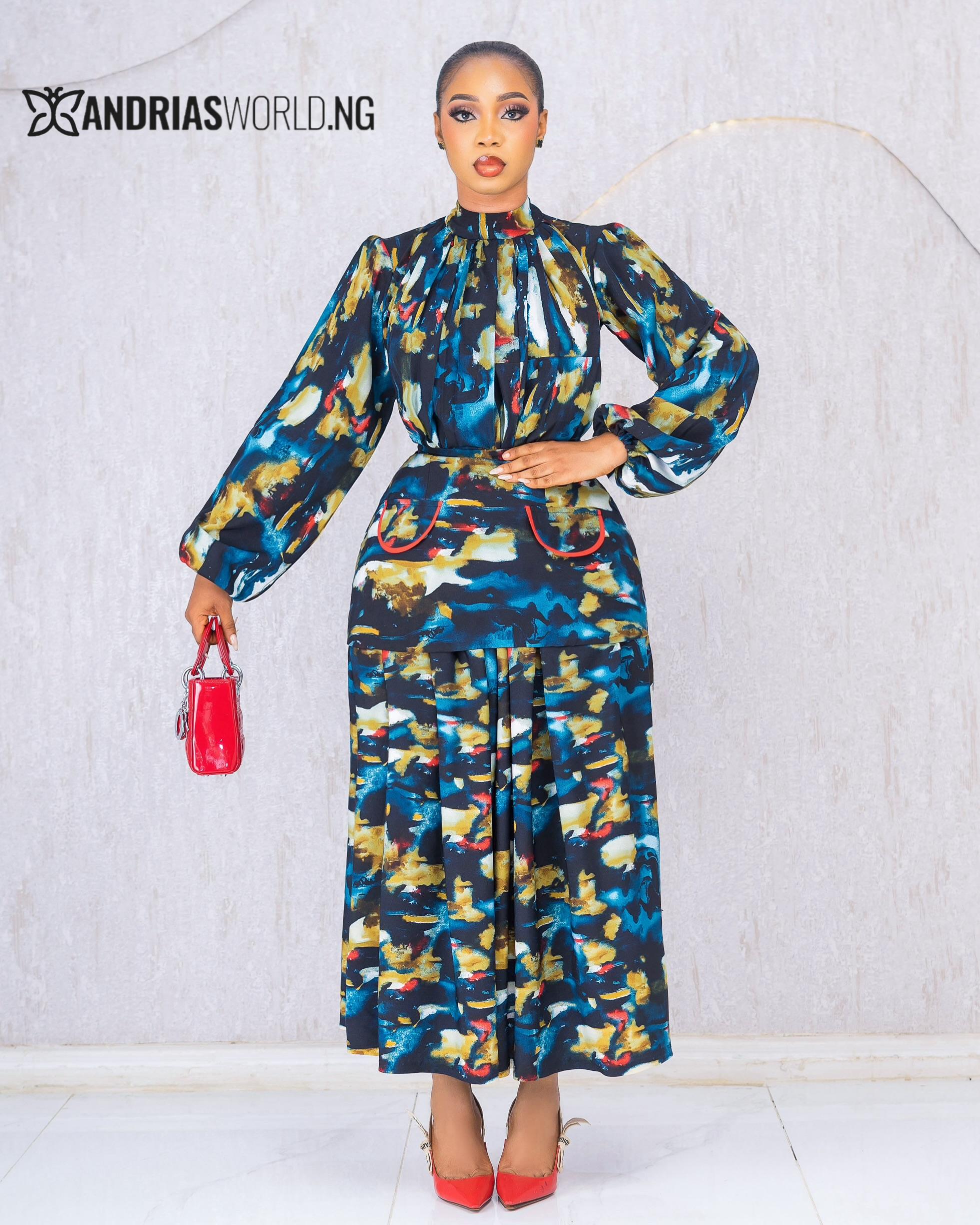 MULTICOLORED TWO PIECE SKIRT SET MULTICOLORED TWO PIECE SKIRT SET