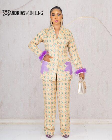 YELLOW MULTICOLORED TWO-PIECE TROUSER SET WITH FEATHERS